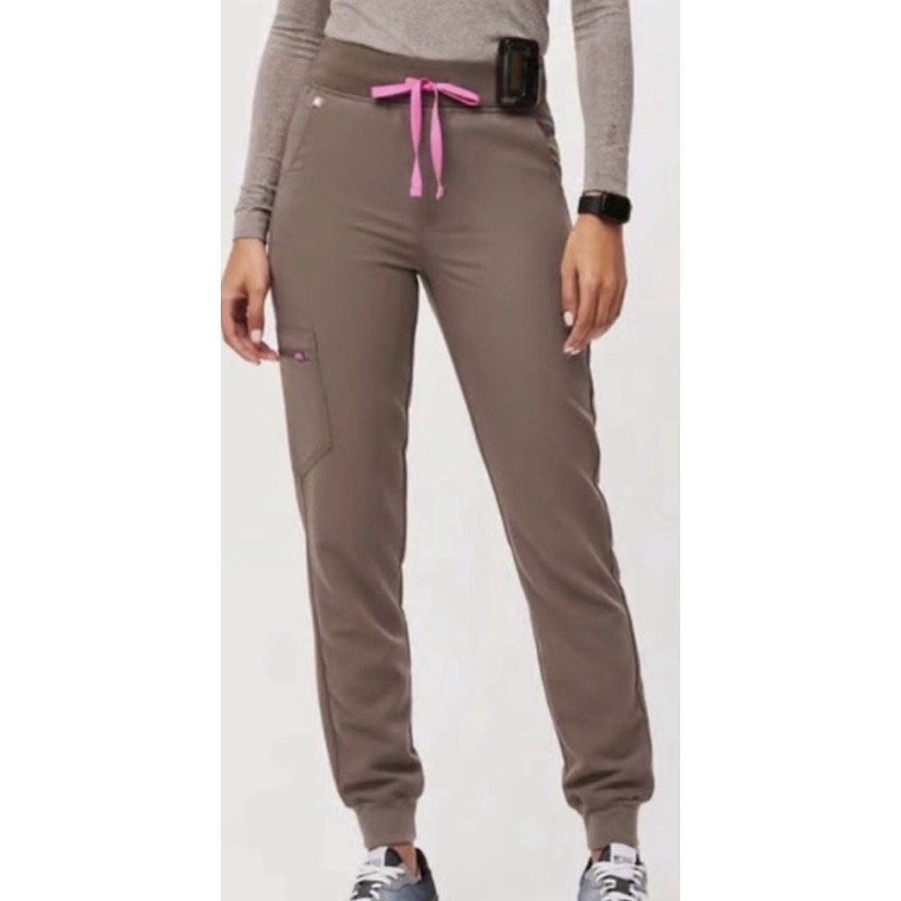 FIGS Zamora Jogger Scrub Pants Size XS Smokey Taupe Professional Tech Medical